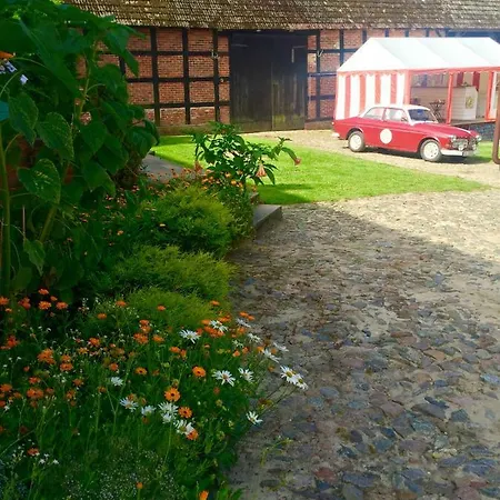 Zagroda Sledziowa Herring Farm Bed & Breakfast